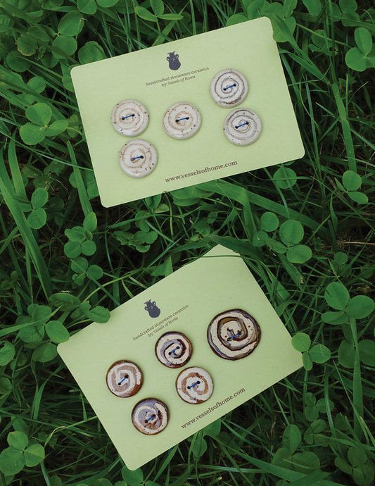 Swirl Buttons - Medium