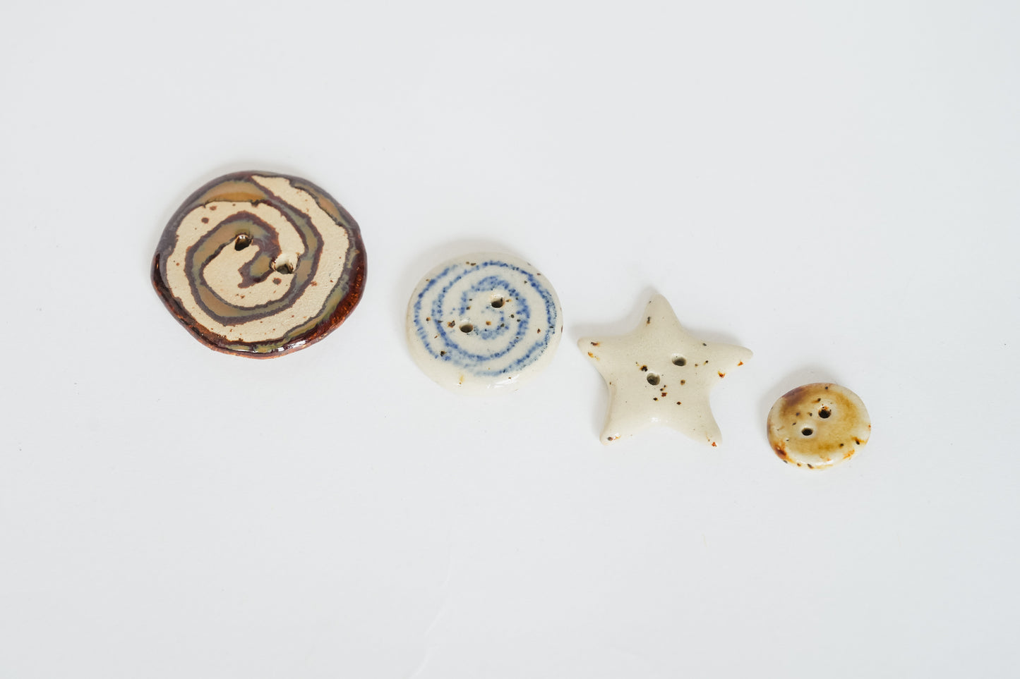 Swirl Buttons - Medium