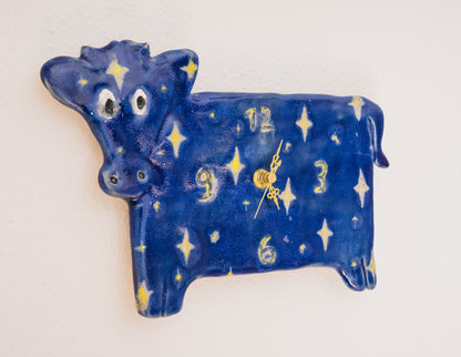 The Cow that Jumped the Moon Clock