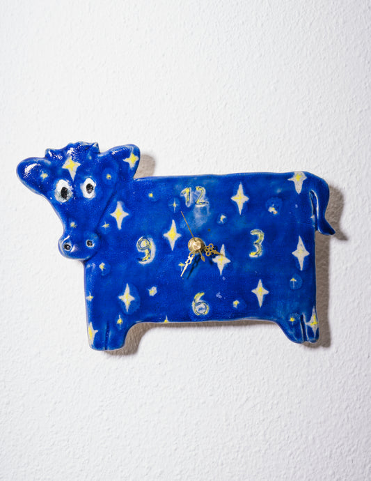 The Cow that Jumped the Moon Clock